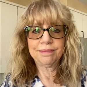 Meet your Posher, Sharon